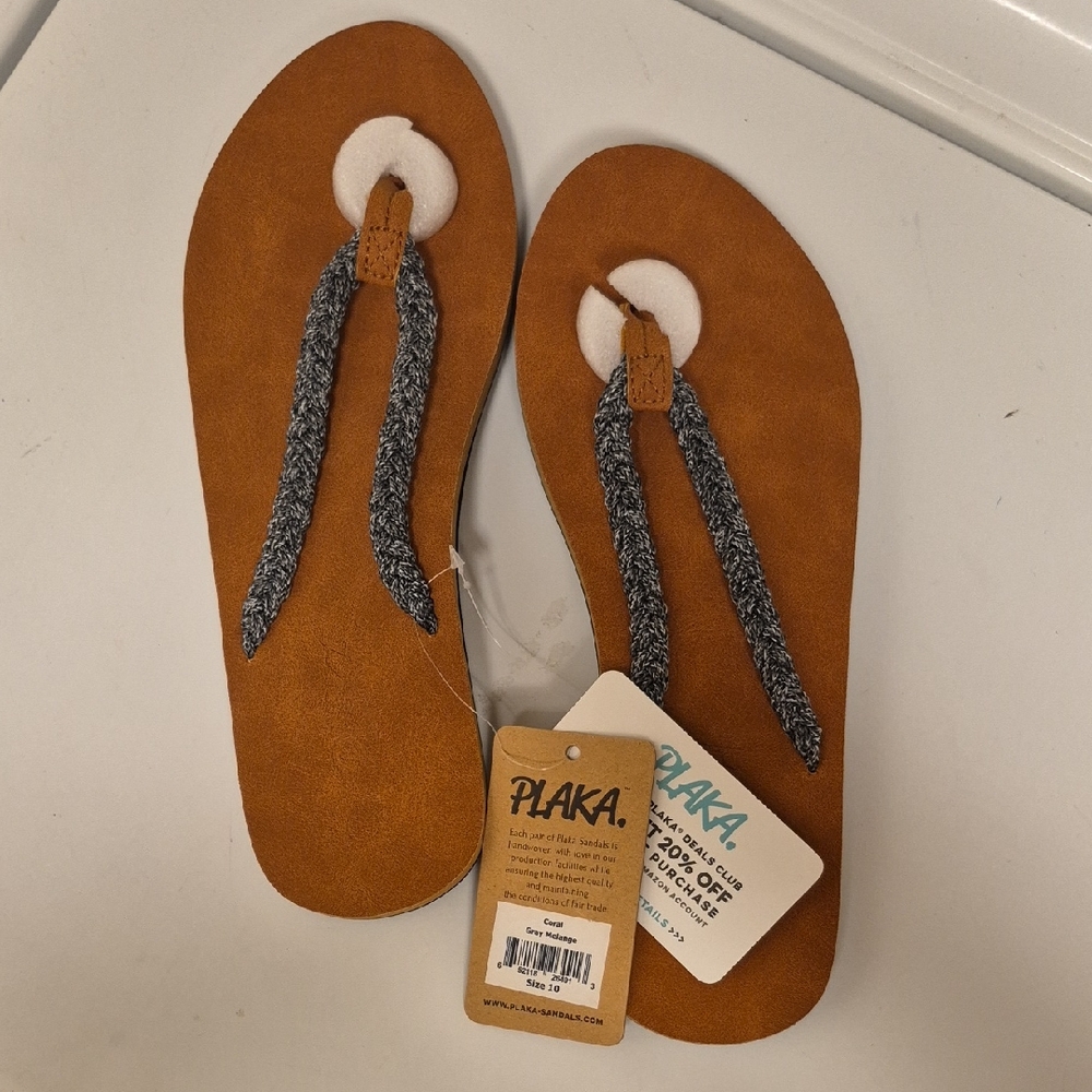 Plaka Flip Flops (10) NEW